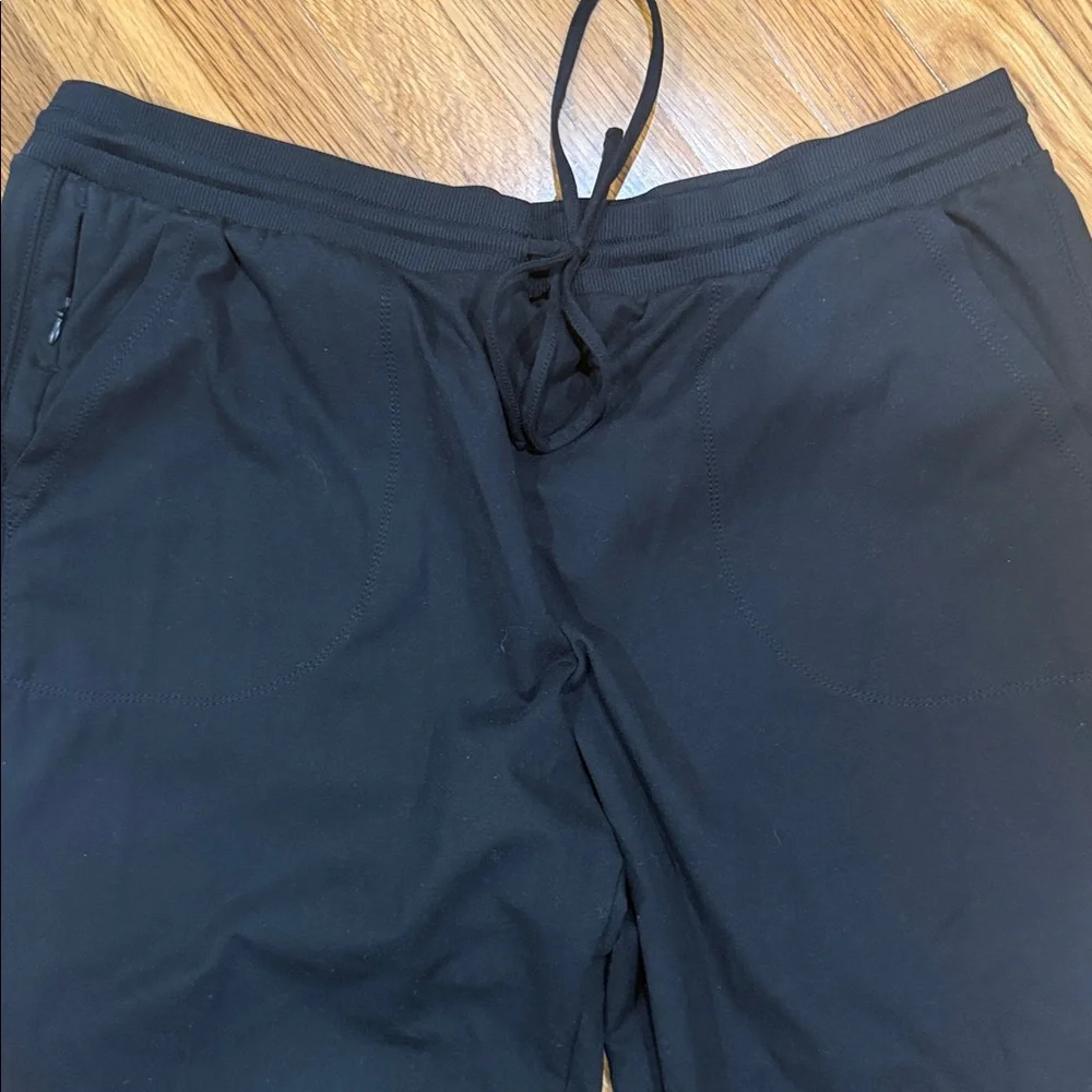 Women Black Jogger Pants - Picture 2 of 3